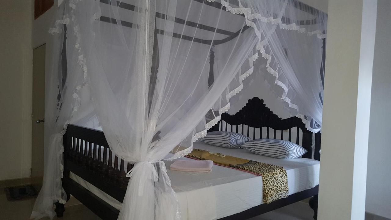 Samudra Guest House ميريسا المظهر الخارجي الصورة